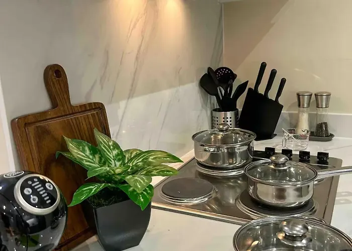 Apartment Uptown Bgc 3br Luxury With Skyline Views